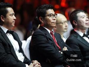 自由球员制度下的球队策略：汤普森兄弟续约隐患大